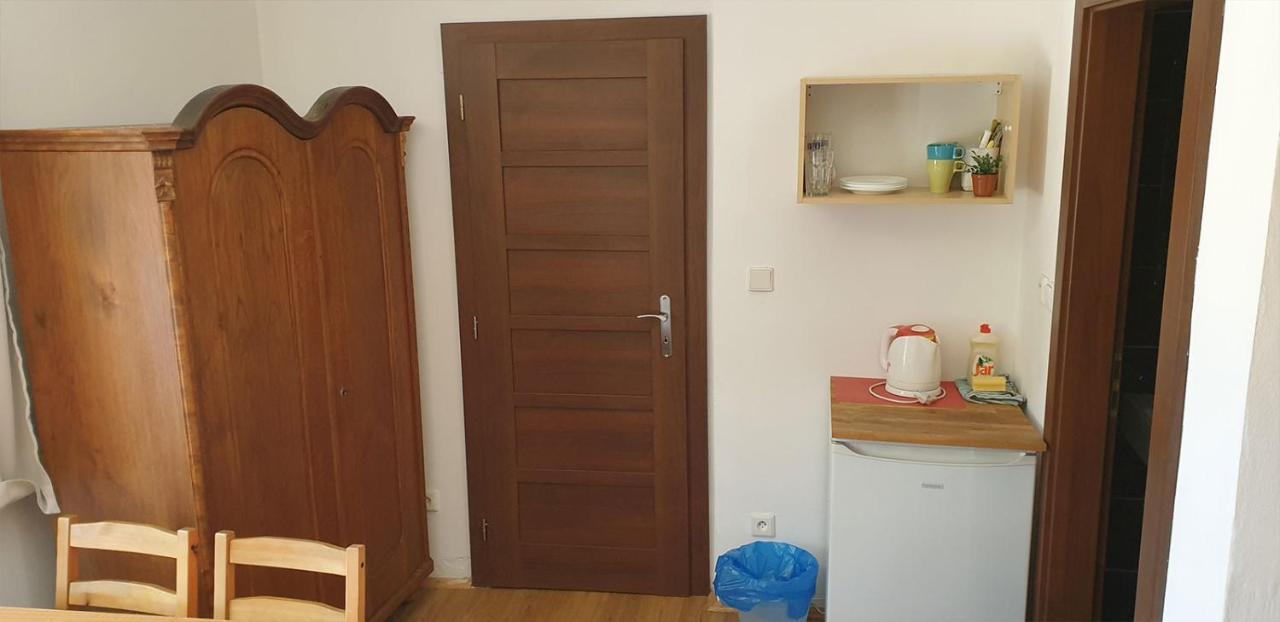 Penzion A Restaurace U Baby Subrovy Otel Kokorin Dış mekan fotoğraf